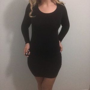 Black long sleeve bodycon dress